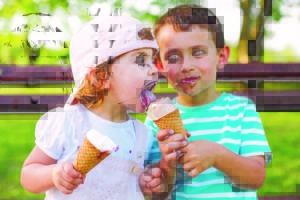 Children eating icecream